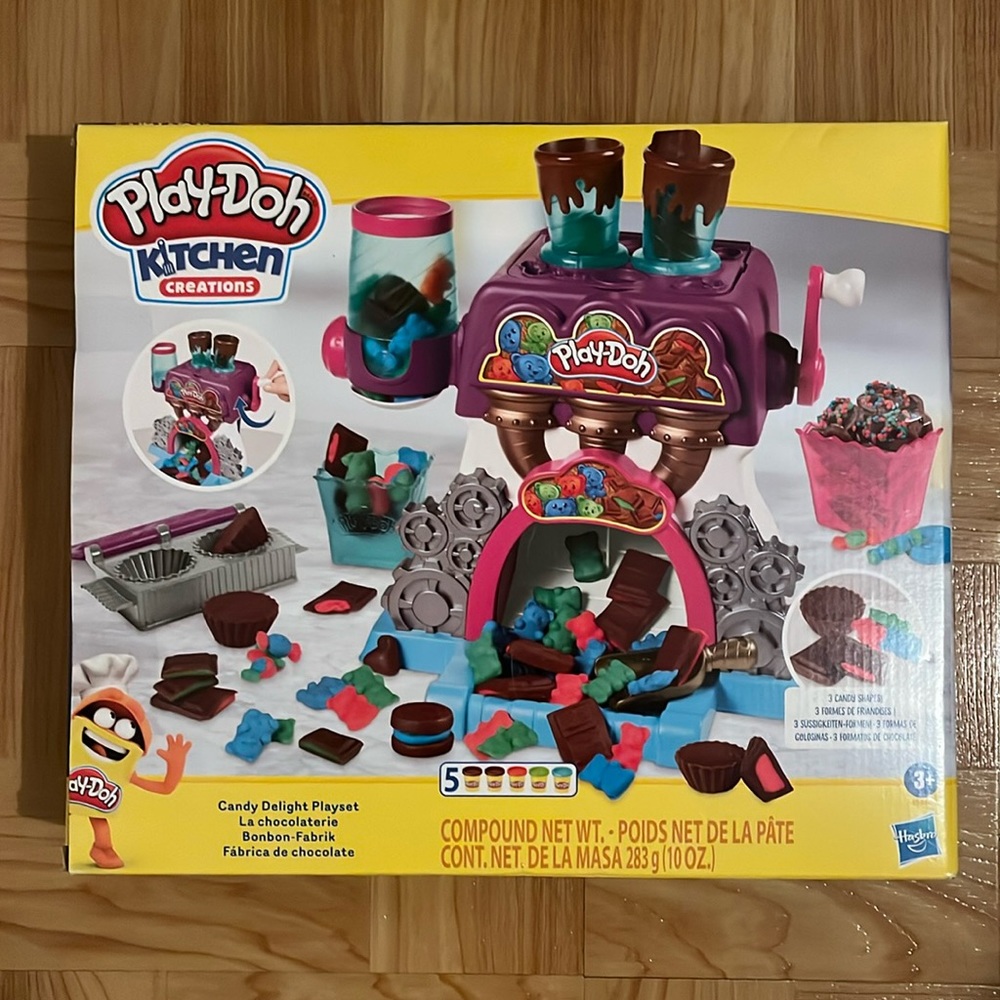 Play-Doh Kitchen Creation Candy Delight Playset-BrandNew